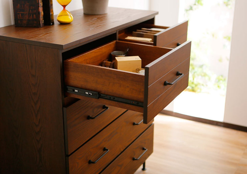 VINTAGE 5-Drawer Chest