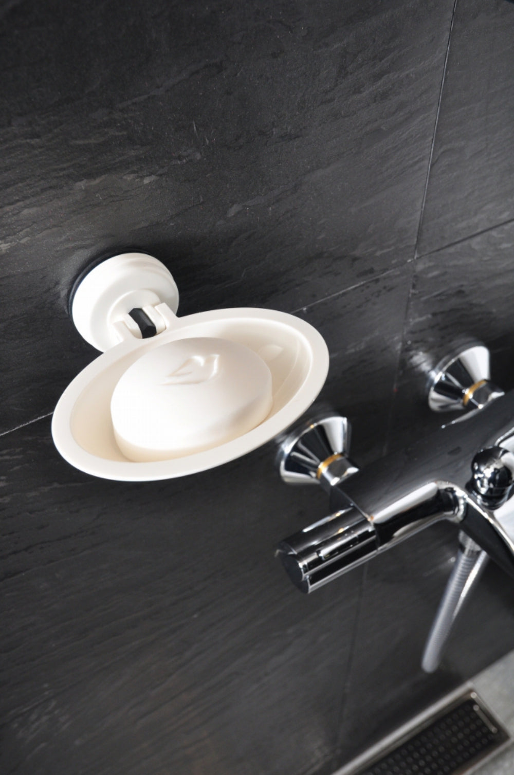 D2 OVAL SOAP HOLDER