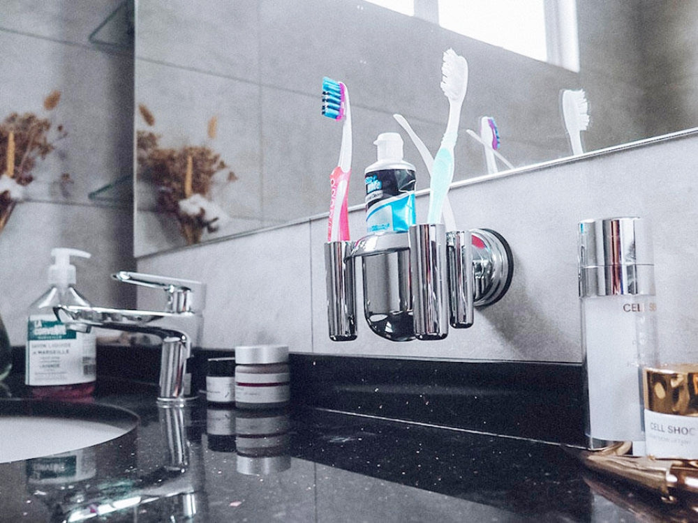 N1 TOOTHBRUSH HOLDER